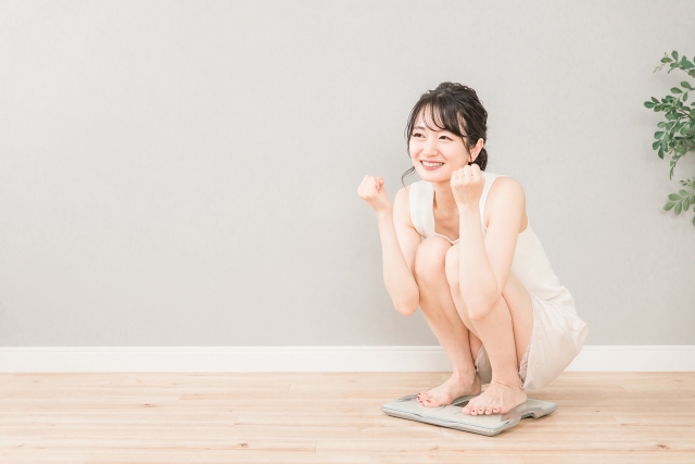 体重が減ってよろこぶ女性
